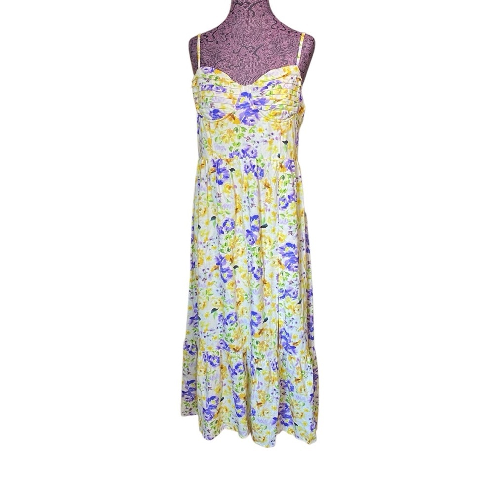 ASTR Pleated Bust Sweetheart Neckline Midi Floral Dress
